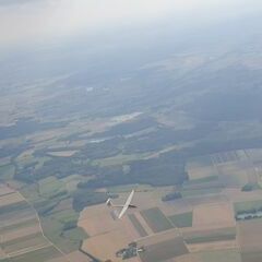 Flugwegposition um 13:47:24: Aufgenommen in der Nähe von Straubing-Bogen, Deutschland in 1653 Meter